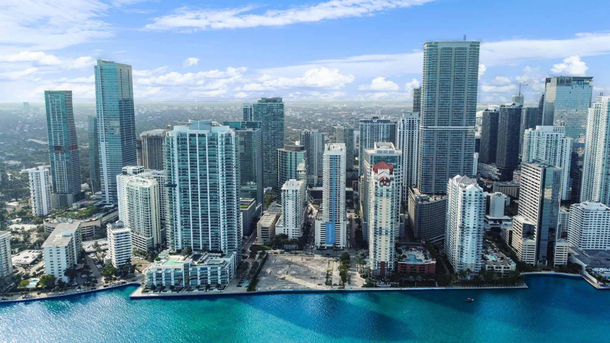 Upscale Brickell 3 Bedroom With Water Views And Free Parking Майами Экстерьер фото