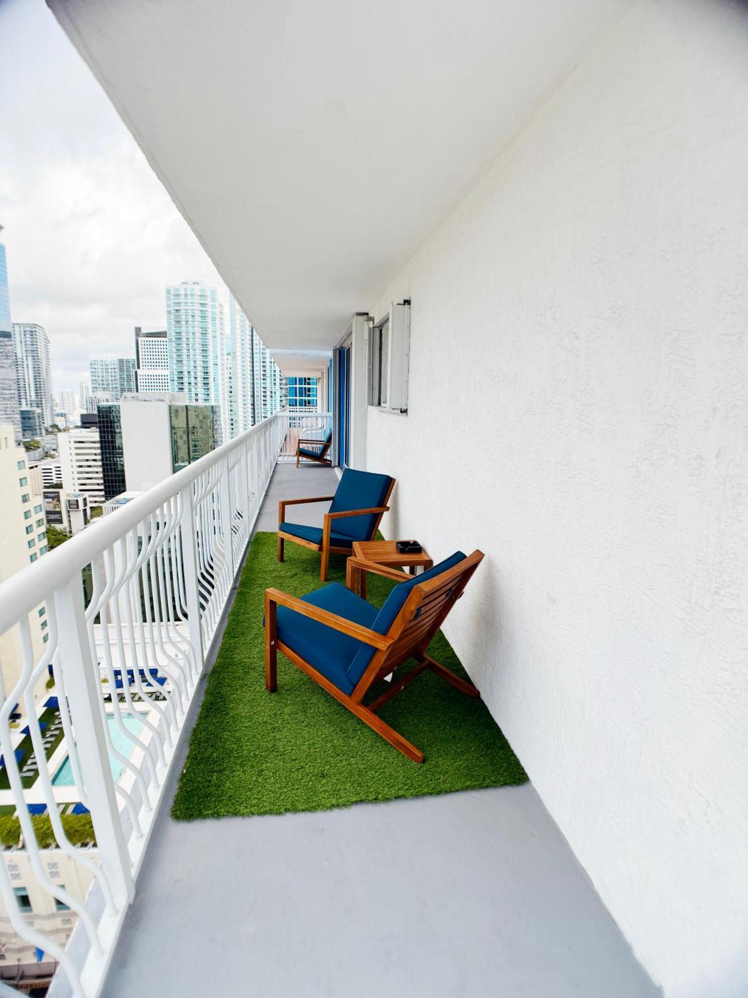 Upscale Brickell 3 Bedroom With Water Views And Free Parking Майами Экстерьер фото
